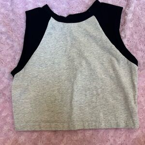 Colorblock Sleeveless Crop Top - Gray & Black